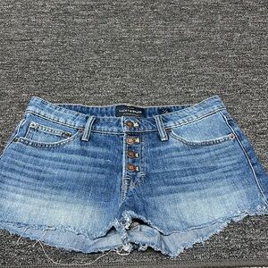 Lucky Brand shorts “The Cut Off” size 4/27 in great shape!